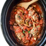 Delicious slow cooker chicken cacciatore with vegetables and herbs